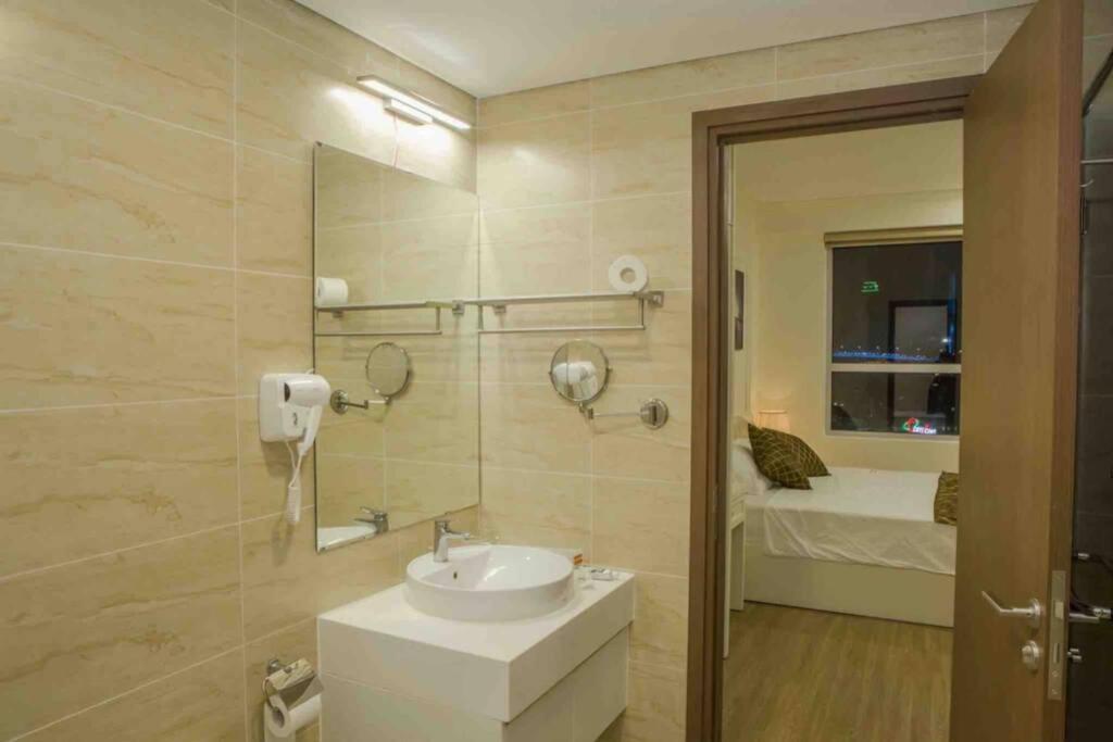 Bom Homes- The Sapphire Ha Long Residence Apartment Esterno foto
